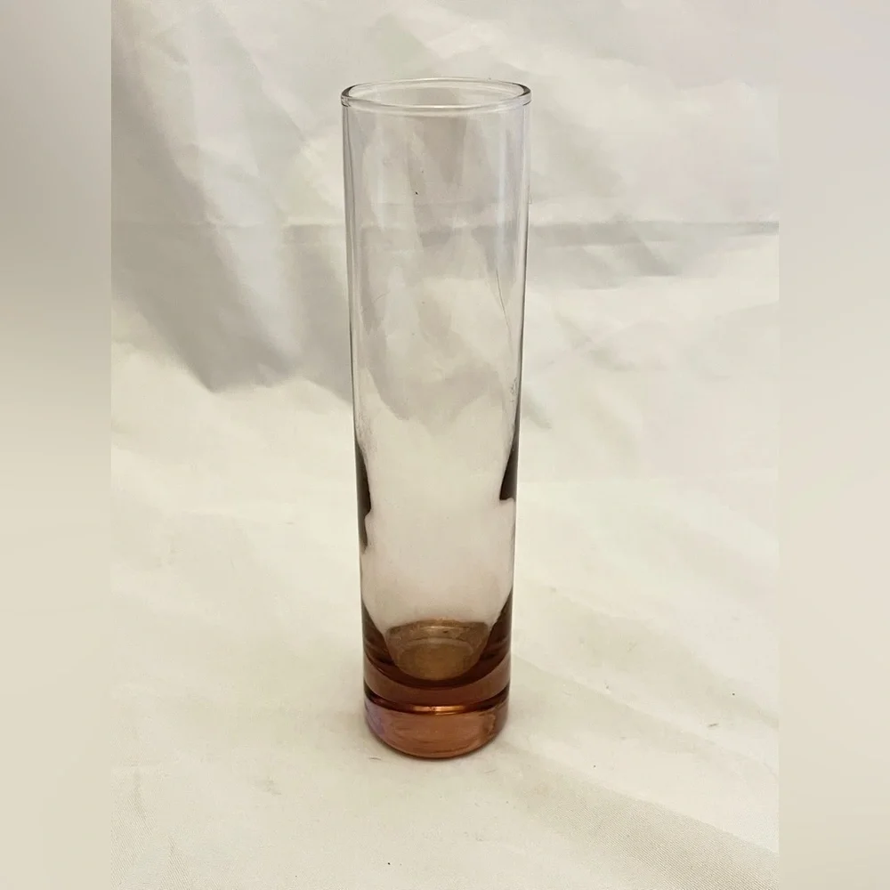 Blown Glass Amethyst Bud Vase, Lavender Glass, Unmarked, Vintage EUC